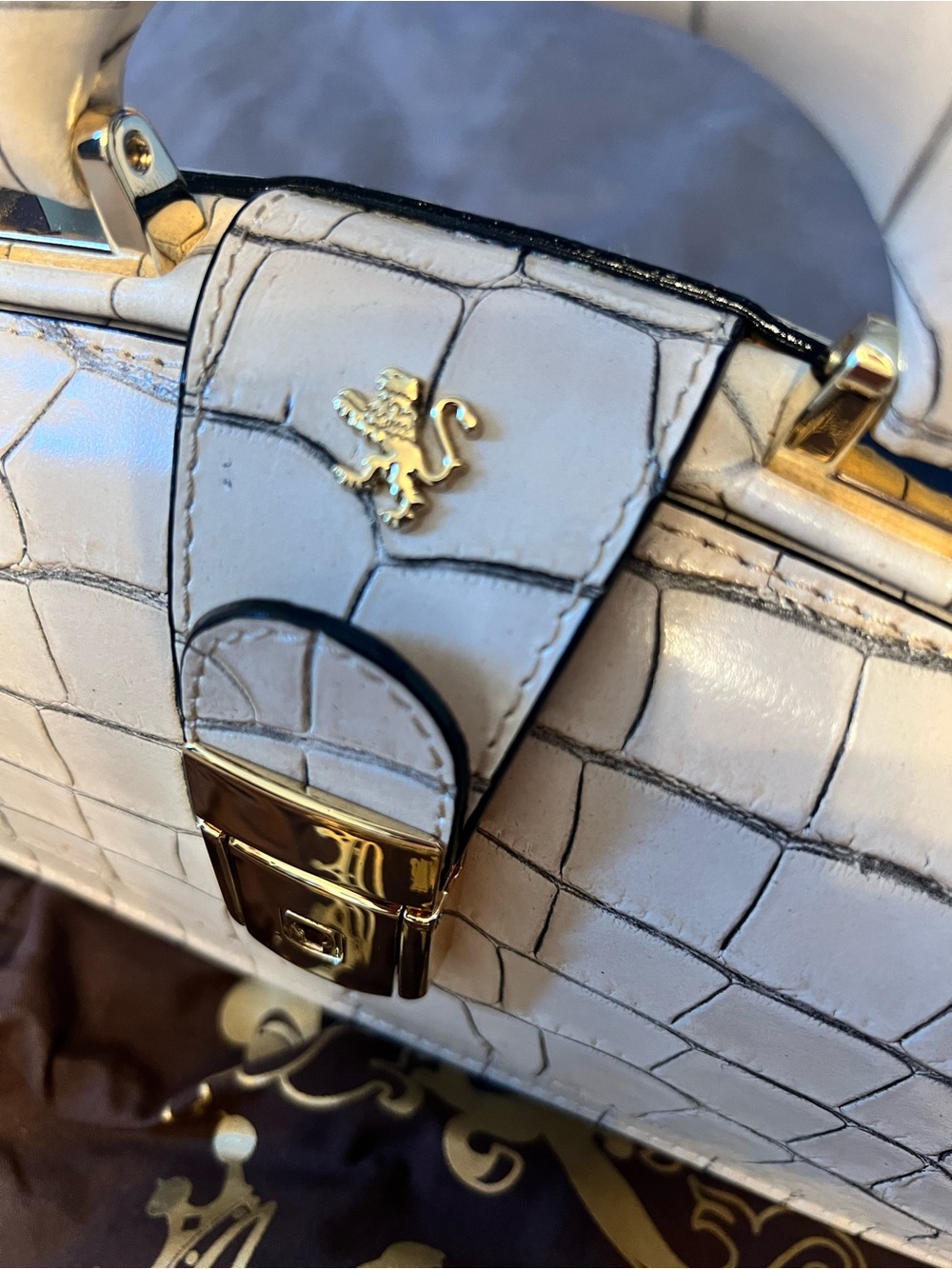 Pratesi White Croc-Embossed Top Handle Bag - Picture 2 of 8